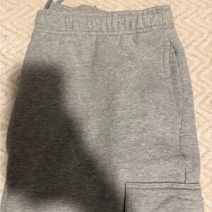 Aritzia mega cargo sweatpants